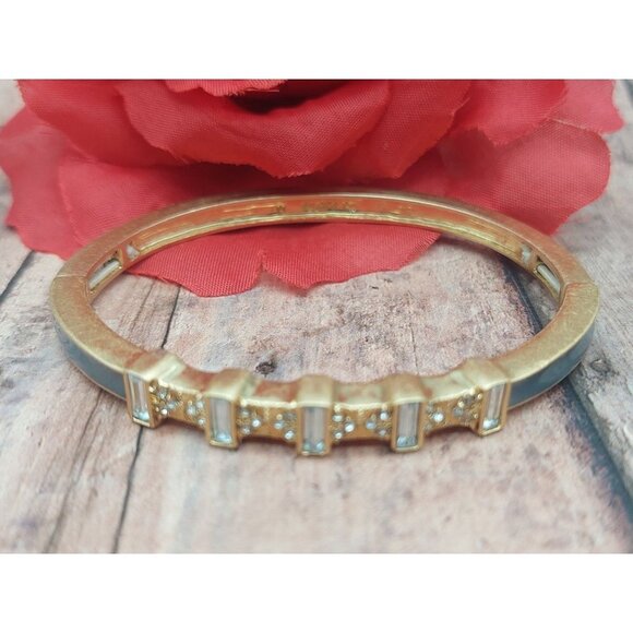 Lia Sophia Gray Enamel Gold Tone Stretchable Bangle Bracelet Baguette Crystals - Picture 6 of 12